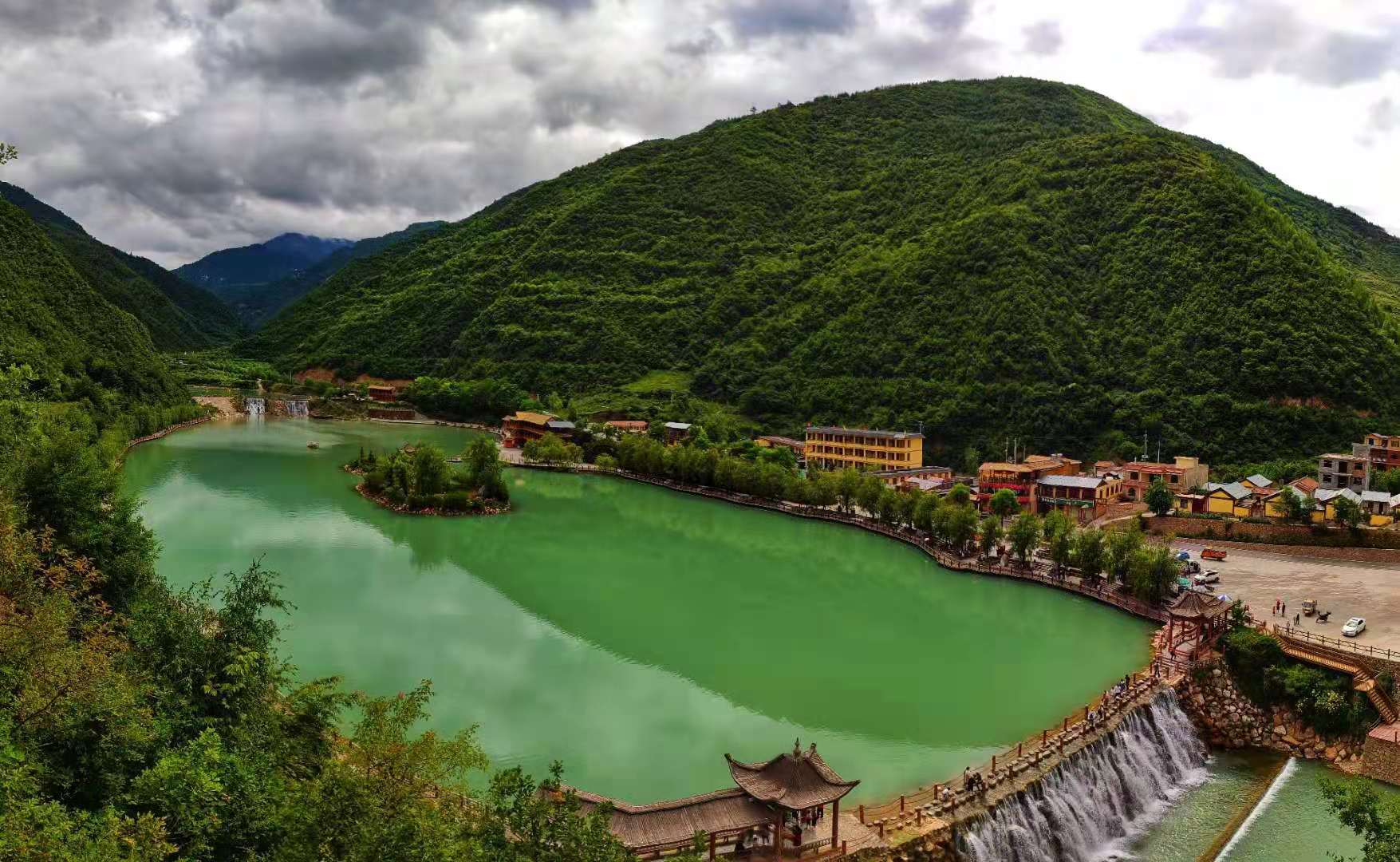 官鹅沟景区