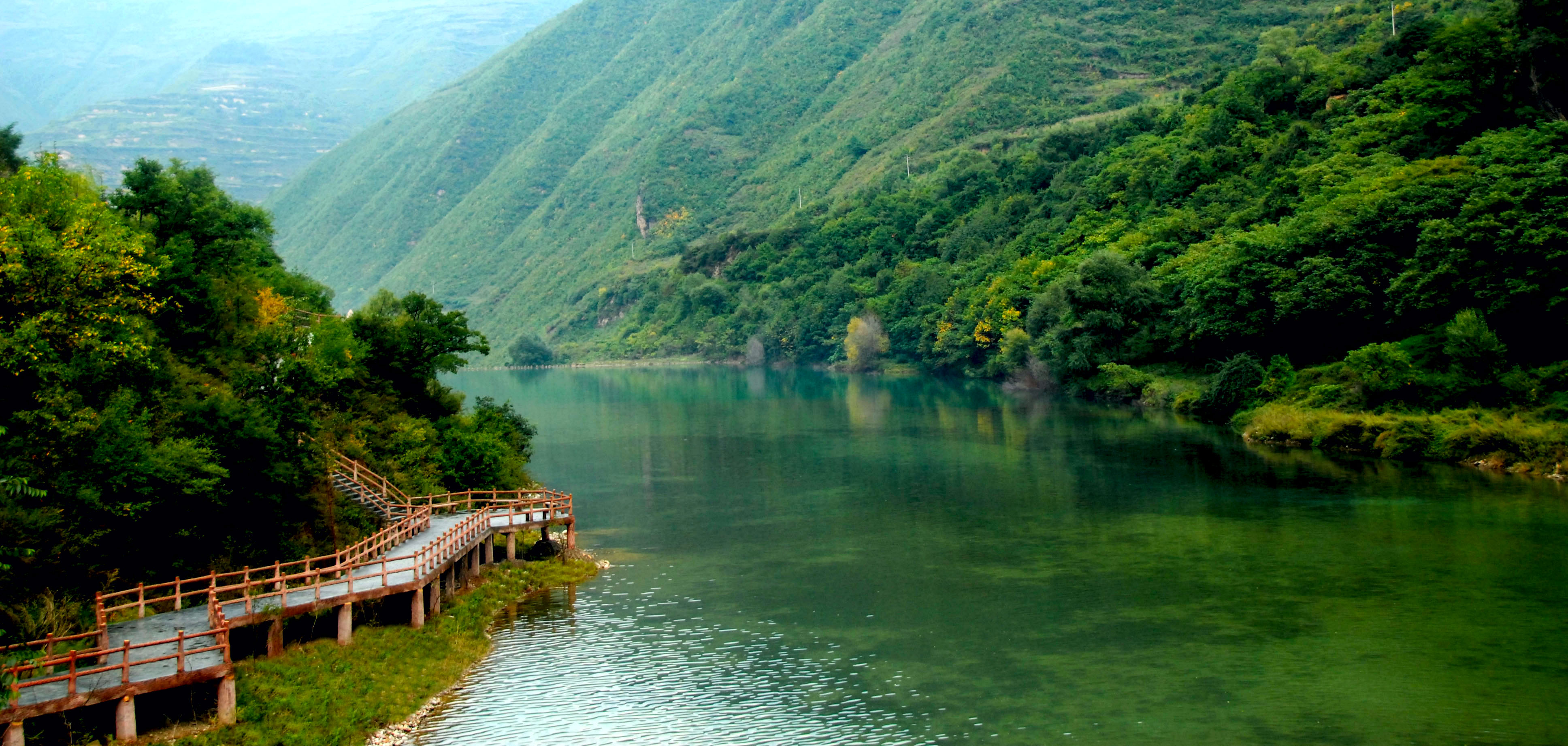 你好!官鹅沟夏天