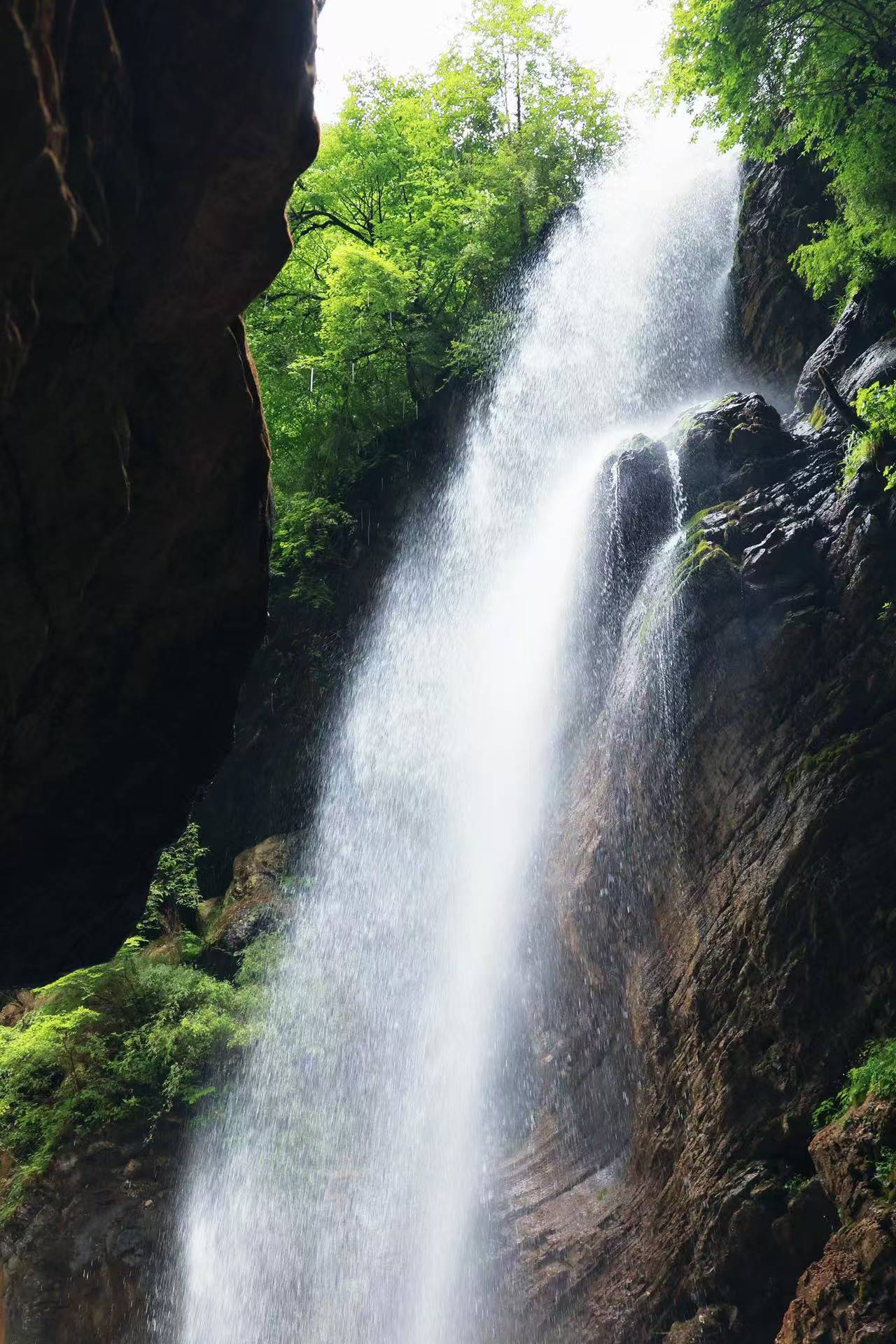 官珠沟——虎啸瀑